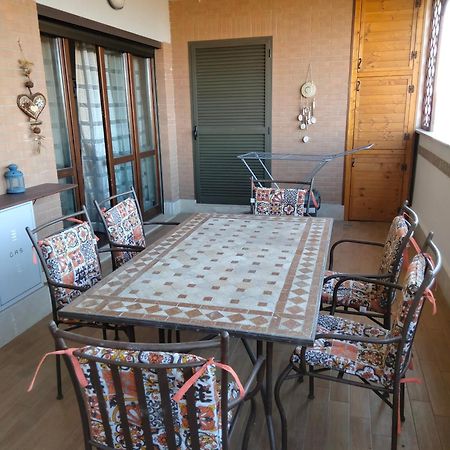 Apartmán Casa Di Cesare Fiumicino Exteriér fotografie